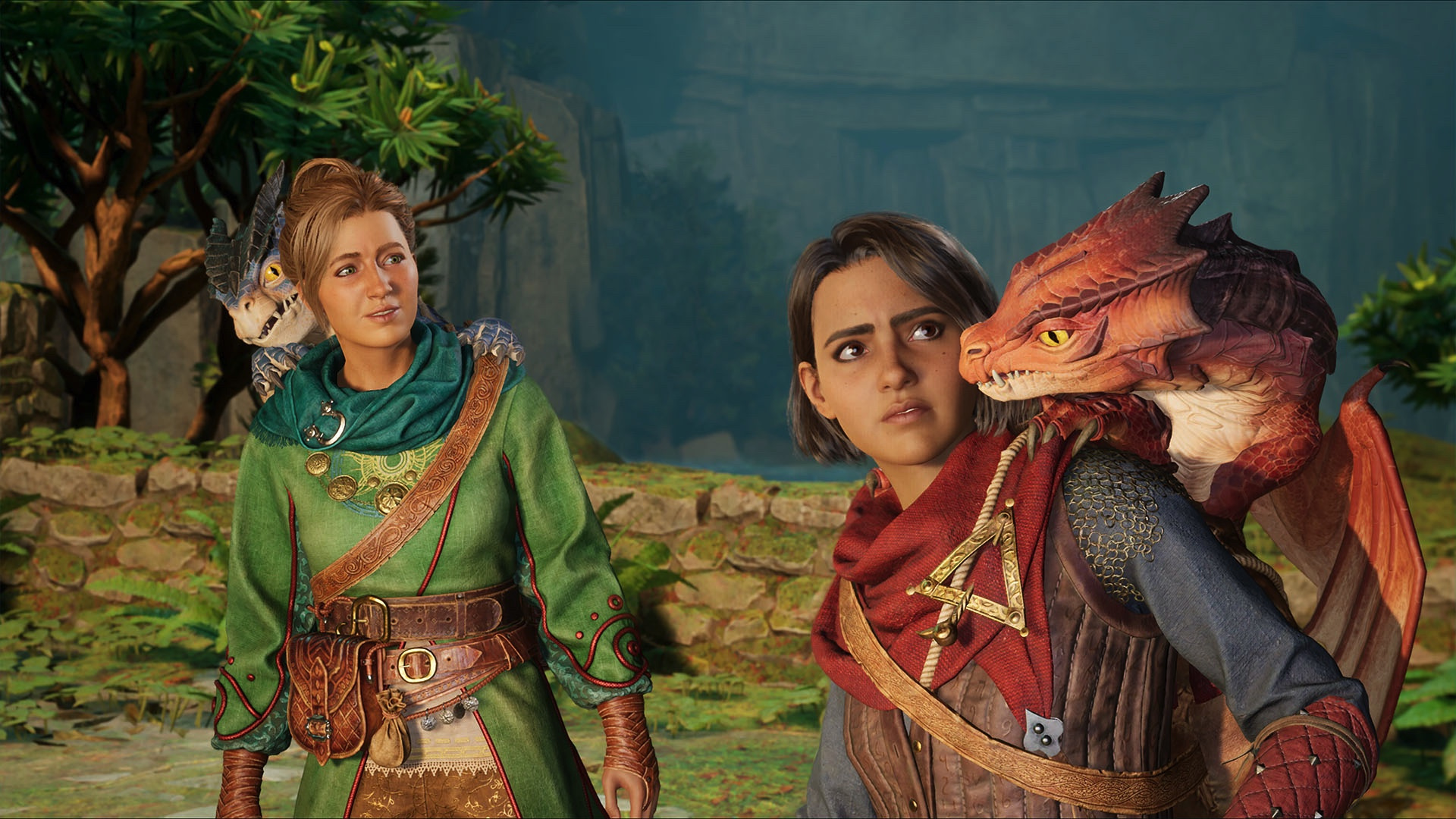 Cena do jogo Split Fiction. Zoe e Mio estão num cenário de fantasia, com dois dragões pequenos empertigados em seus ombros. Zoe (à esquerda) é uma mulher caucasiana loira, trajando um robe verde com detalhes amarelos e dourados no pescoço e linhas marrons nos pulsos que convergem em formatos circulares antes das ataduras marrons que cobrem suas mãos. No pescoço, vemos um cachecol azul marinho preso por um broche prateado no formato de harpa. Na sua cintura, um cinto marrom com bolsas e fivelas. Seu cabelo está preso por um coque com uma mecha solta na testa e, espiando por seu lado esquerdo, há um pequeno dragão azulado com as patas em cada um de seus ombros. Mio (à direita) é uma mulher asiática de cabelos negros, usando um colete marrom por cima de uma camisa azul escura. Em seu pescoço há um cachecol vermelho preso por um broche triangular dourado e, em seu ombro esquerdo, há um pequeno dragão vermelho encarando-a. Seus ombros são cobertos por uma malha metálica e seus antebraços estão cobertos por um tecido vermelho. O chão ao seu redor é de pedra, coberto por plantas e musgo, com uma pequena murada de pedra atrás delas. Na esquerda da tela, há uma árvore de tronco fino surgindo atrás da murada. Na direita, à distância, vemos grandes paredes de pedra e mais algumas árvores.