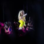 Hits, estética vintage e tudo que há de bom: a magia de Sabrina Carpenter no Lollapalooza