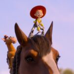 Tradição e modernidade colidem no sem graça Toy Story 5